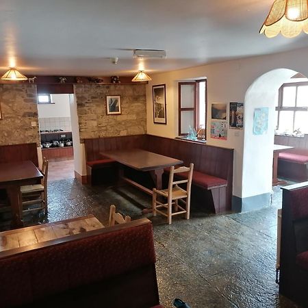 Aille River Tourist Hostel Glamping Doolin Exteriér fotografie